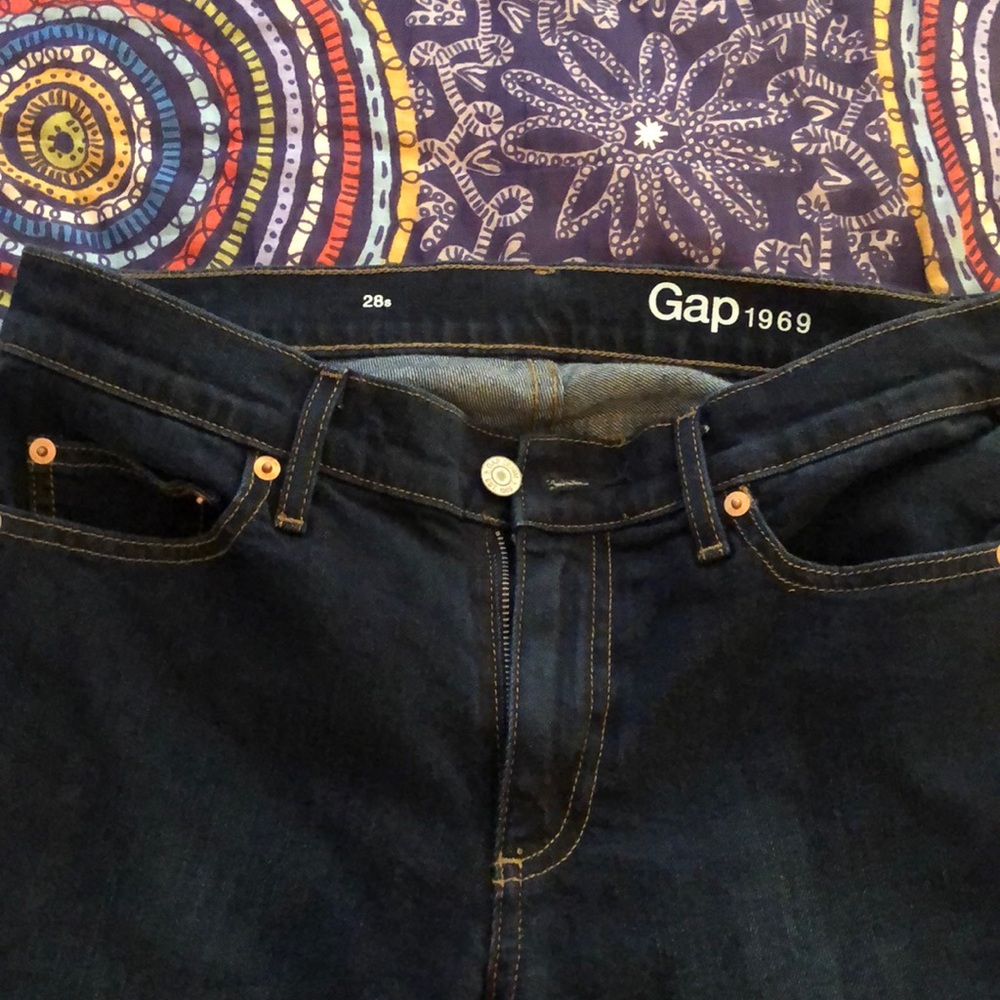 Gap straight leg dark wash jeans